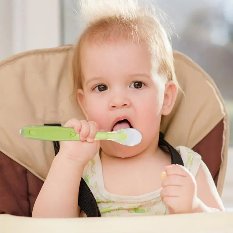 Silicone Spoons Baby Feeder Silicone Spoon with Soft-Tip Dishwasher Safe Baby Child Spoon Boil-Proof Toddler Self Feeding